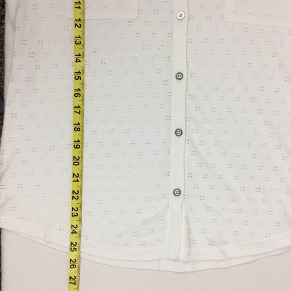 Liz Claiborne Eyelet Roll Cuff Knit Shirt Top Button Up V-Neck - Picture 11 of 12